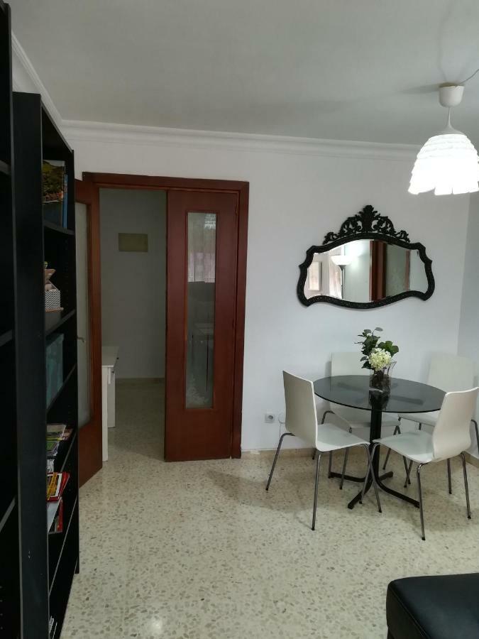 Luminoso Y Amplio Apartamento Sevilla Exterior foto